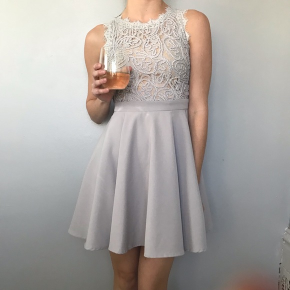 Romeo & Juliet Couture Dresses & Skirts - Romeo & Juliet Couture Sleeveless Grey Dress